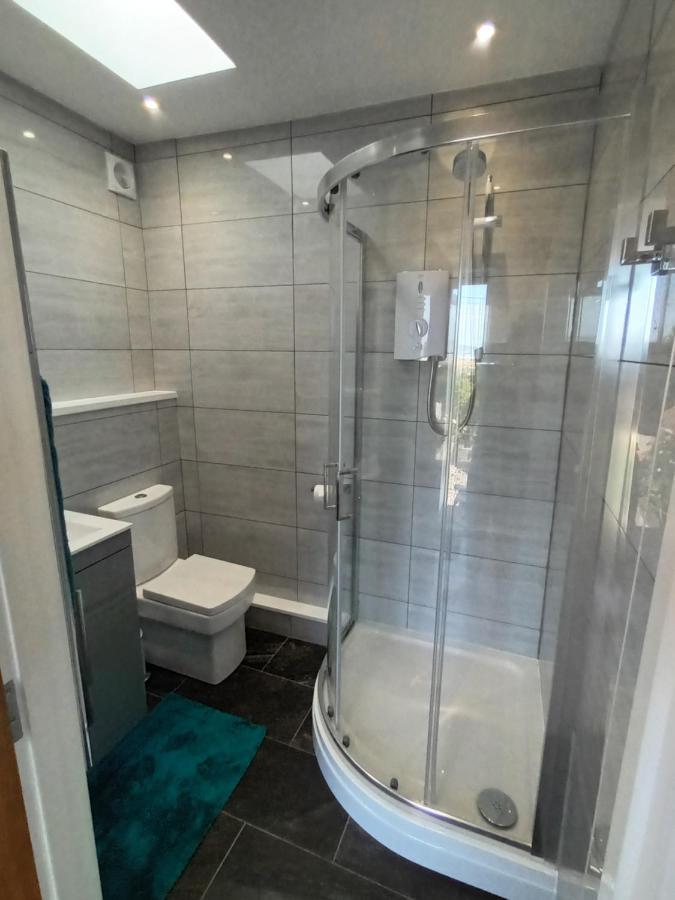 Contemporary One Bed Studio. Sea Views And Parking Westward Ho!  Esterno foto